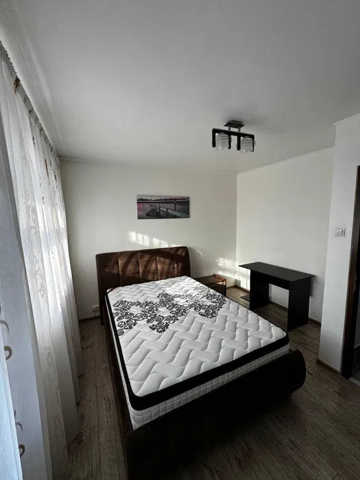 de inchiriat apartament semidecomandat cu 2 camere  in Tineretului 