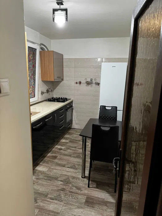 de inchiriat apartament semidecomandat cu 2 camere  in Tineretului 