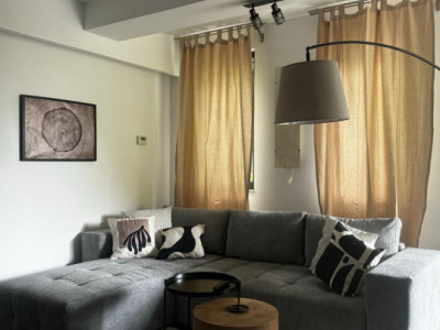 De inchiriat apartament cu 3 camere  in Herastrau 