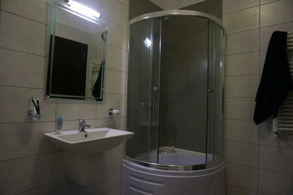 De inchiriat apartament cu 3 camere  in Herastrau 