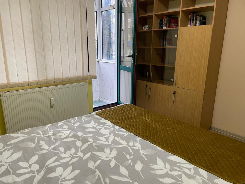 de inchiriat apartament 3 camere zona Arena Nationala