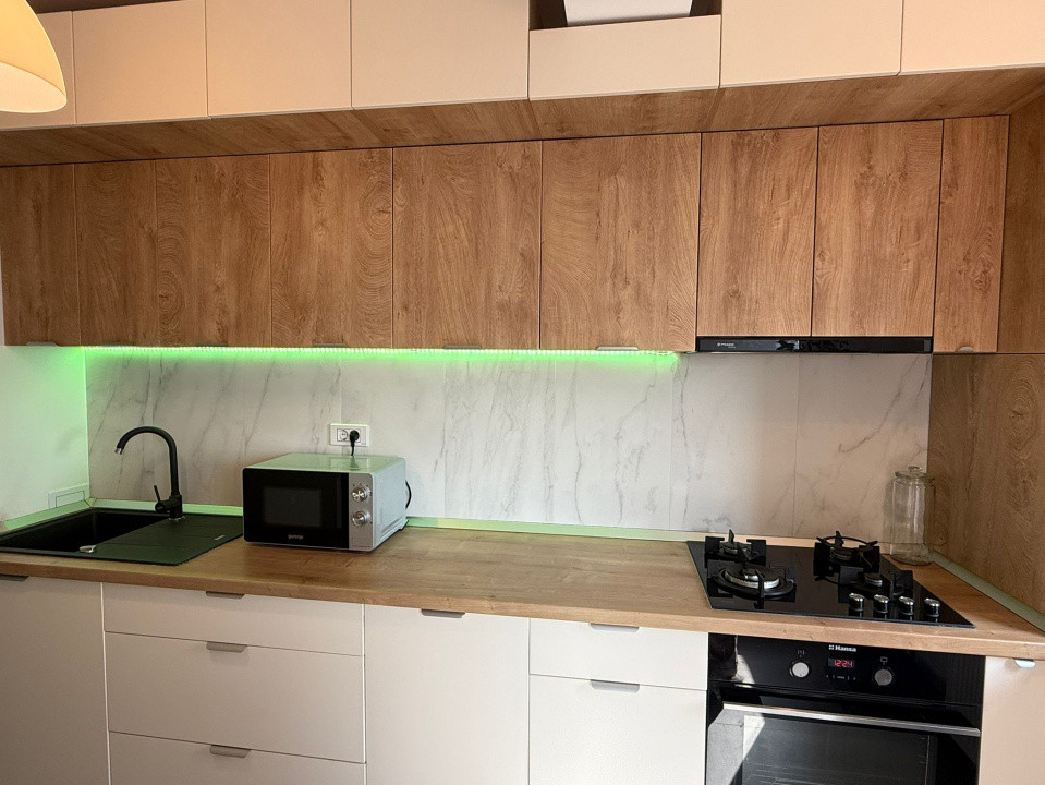 Apartament 2 camere+loc de parcare Apărătorii Patriei 