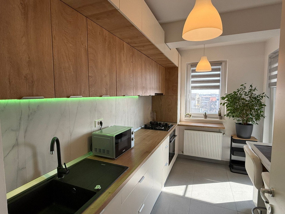 Apartament 2 camere+loc de parcare Apărătorii Patriei 