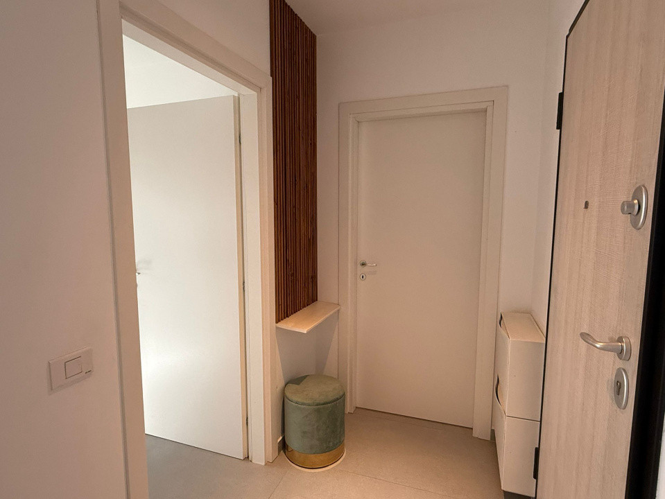 Apartament 2 camere+loc de parcare Apărătorii Patriei 