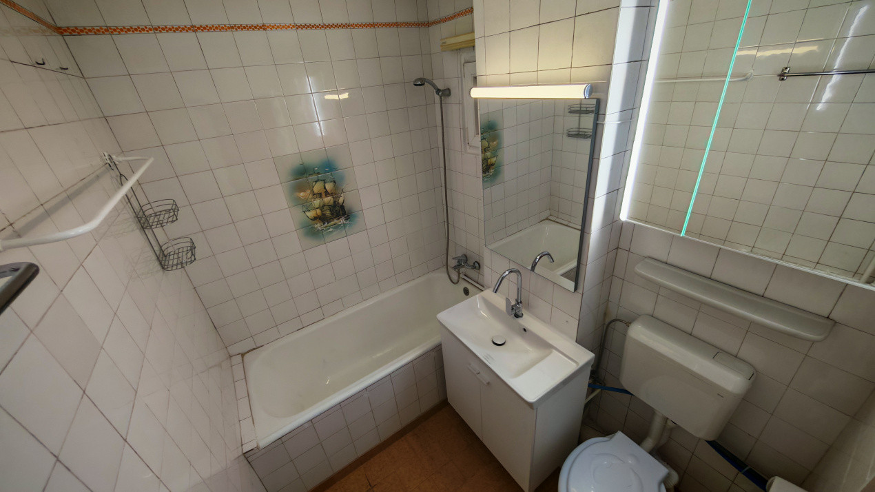 de inchiriat apartament decomandat cu 3 camere  in Pantelimon 