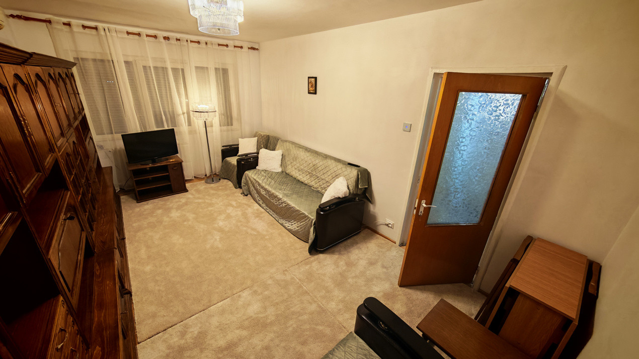 de inchiriat apartament decomandat cu 3 camere  in Pantelimon 