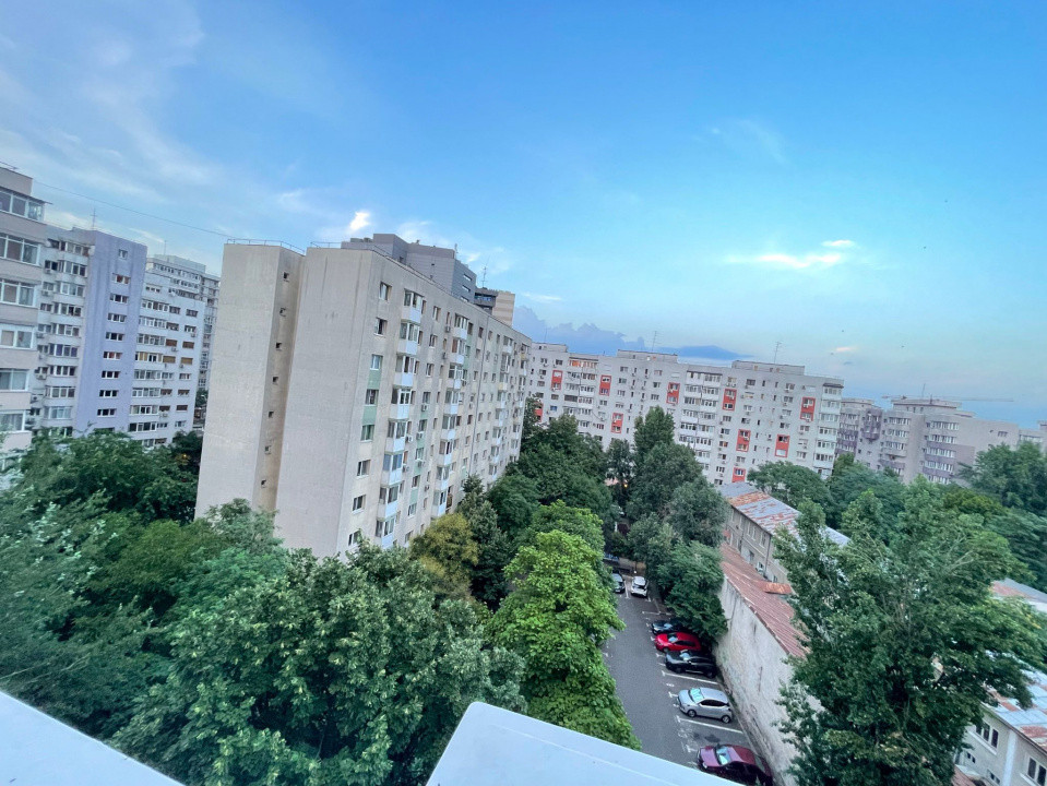Închiriez apartament 2 camere – Piața Victoriei