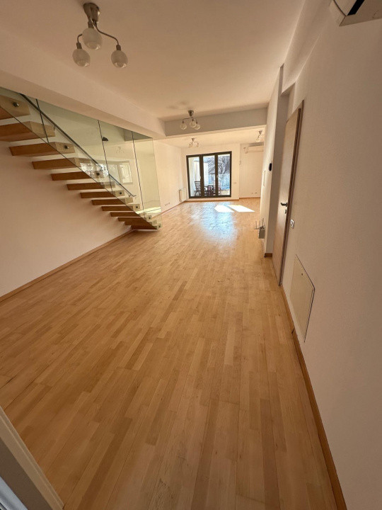 Apartament tip duplex de vânzare in Dorobanți