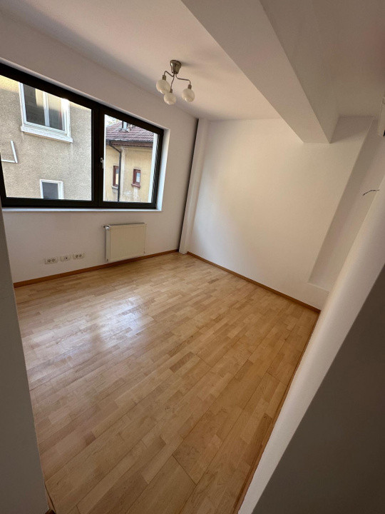 Apartament tip duplex de vânzare in Dorobanți