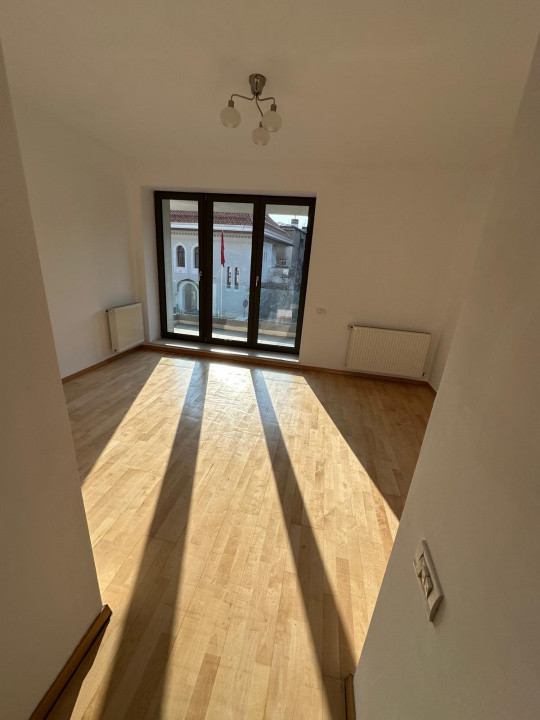 Apartament tip duplex de vânzare in Dorobanți