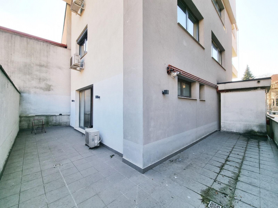 Apartament tip duplex de vânzare in Dorobanți