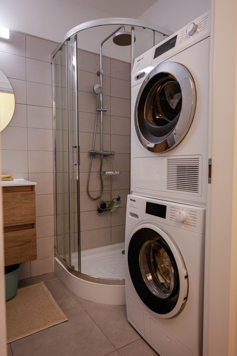 Apartament 3 camere | De vanzare | Piata Presei | Petrom City | Baneasa