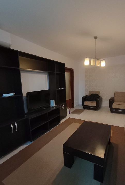 de inchiriat apartament zona Stefan Cel Mare