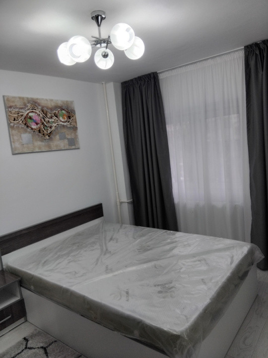 de inchiriat apartament decomandat cu 2 camere zona Iancului 