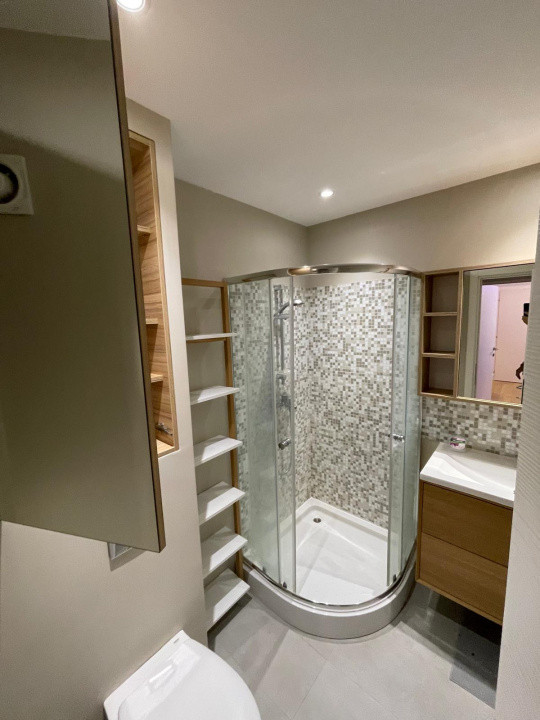 De inchiriat apartament cu 2 camere modern