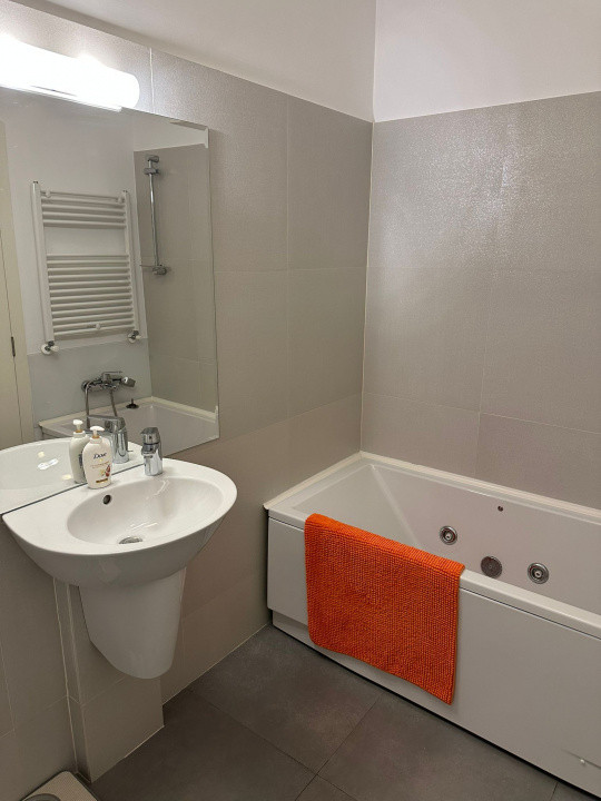 Apartament 5 camere de închiriat – Băneasa, Șomeșul Rece