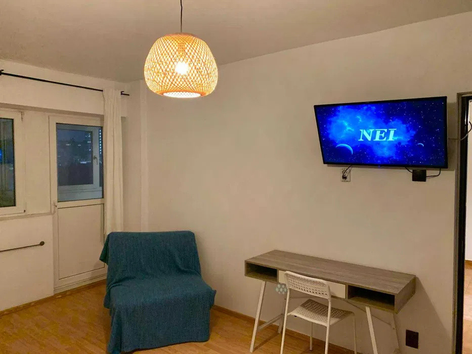 de inchiriat apartament 2 camere zona Stefan cel Mare