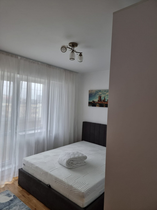 Apartament 3 camere – 74 mp – Decomandat