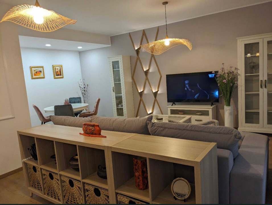 de inchiriat apartament decomandat cu 3 camere  in Baneasa 