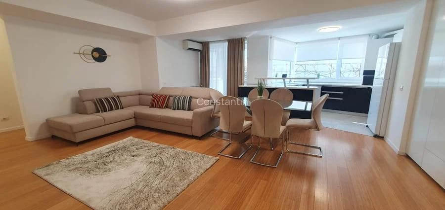 Inchiriere apartament 3 camere Zona Nord – terasa, gradina, parcare