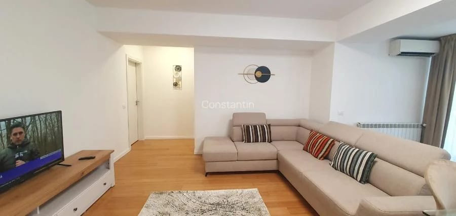 Inchiriere apartament 3 camere Zona Nord – terasa, gradina, parcare