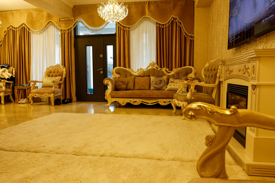 Casa Individuala | 6 camere | Curte | Aviatiei 