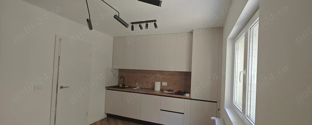 Apartament 4 camere Timpuri Noi / 5 minute de metrou / 96 mp / Spatiu de birouri