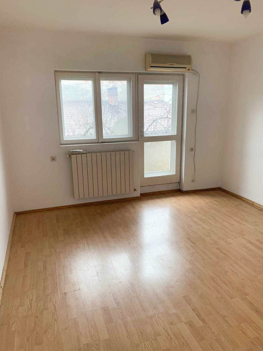 4 camere in vila, 100 mp, zona Unirii – Marasesti