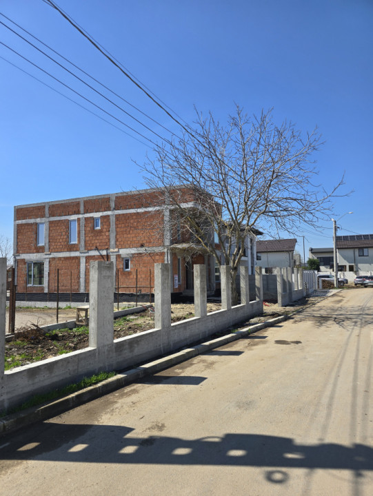 Vila individuala 5 camere, 210 mp, teren 512 mp, Tunari, predare la cheie
