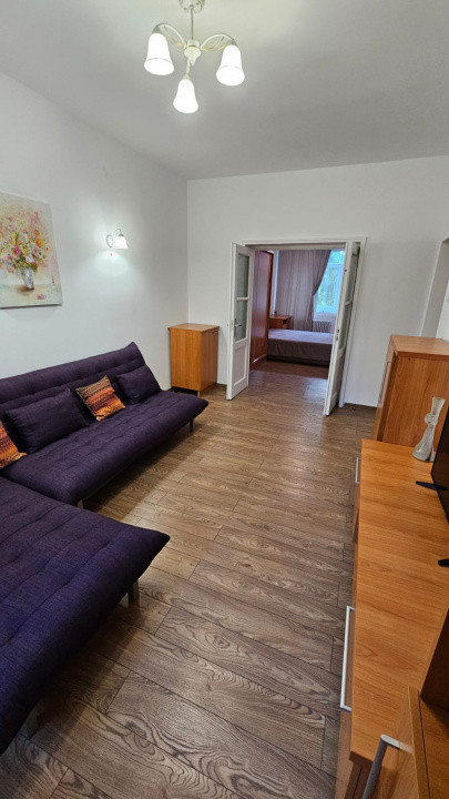 de inchiriat apartament decomandat cu 3 camere  in Floreasca 