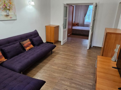 de inchiriat apartament decomandat cu 3 camere  in Floreasca 