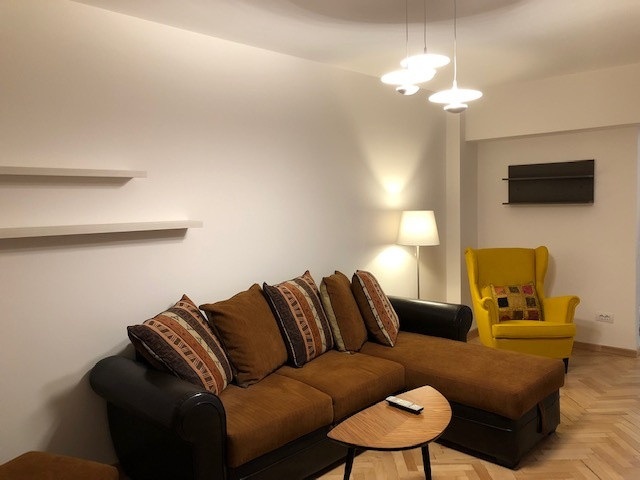 de inchiriat apartament  cu 2 camere pe Splaiul Unirii