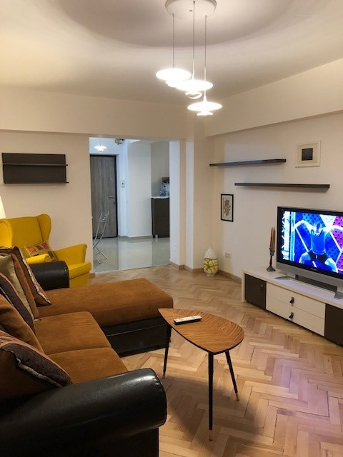 de inchiriat apartament  cu 2 camere pe Splaiul Unirii