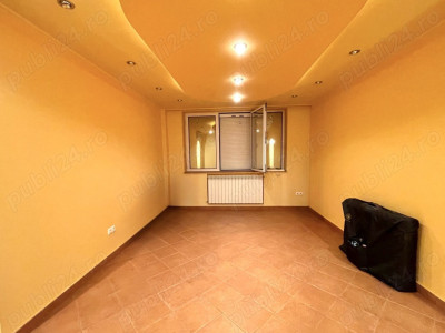 Apartament 3 camere, 60 mp, bloc monolit, centrala, boxa, metrou 1 Decembrie