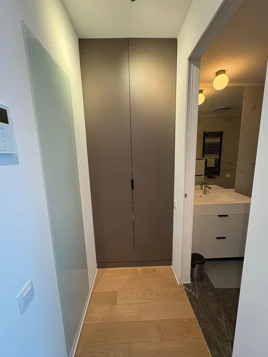 de inchiriat apartament 2 camere One Lake Club 