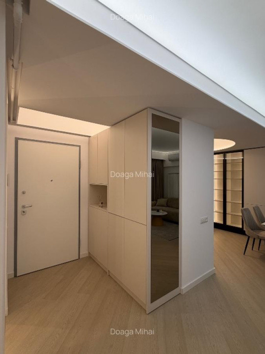 Inchiriere apartament 3 camere Cortina North | Prima inchiriere | Balcon 10 mp