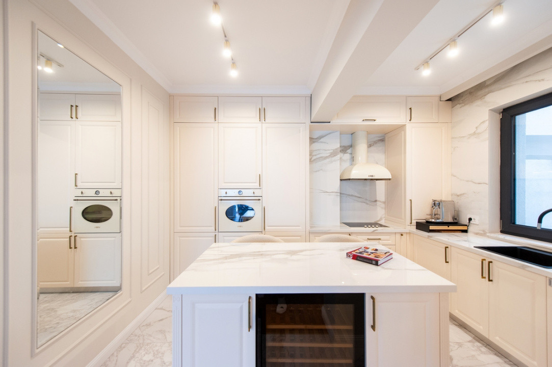 de inchiriat apartament cu 4 camere in zona Baneasa 