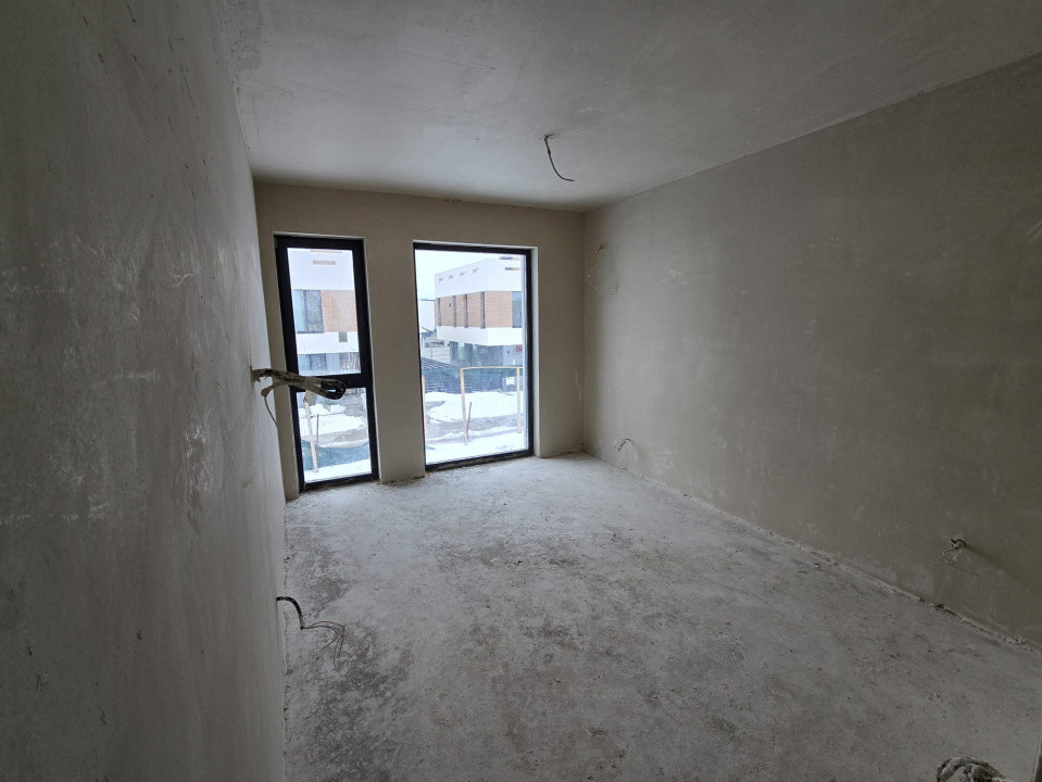 Vila 5 camere Tunari de vanzare