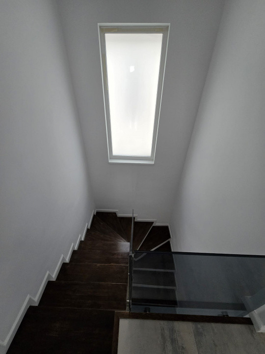 Vila 4 camere Premium Voluntari de vanzare