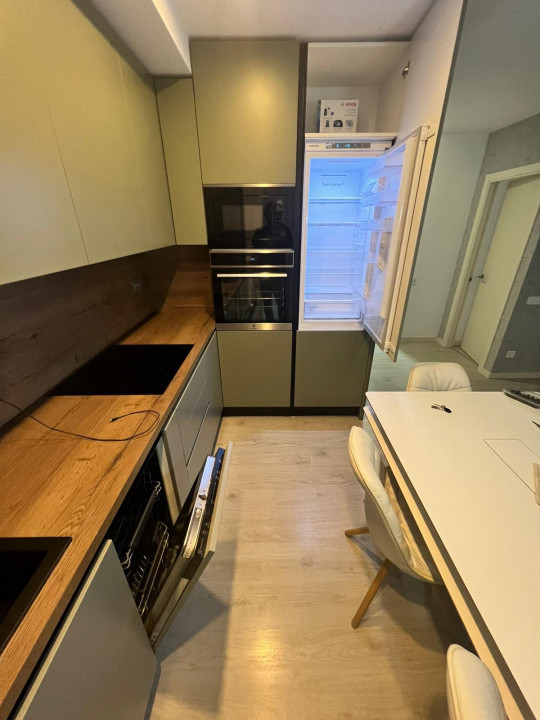 de inchiriat apartament cu 3 camere in zona Morarilor/ Hercesa Vivenda