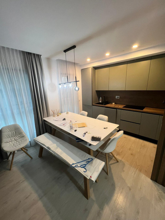 de inchiriat apartament cu 3 camere in zona Morarilor/ Hercesa Vivenda