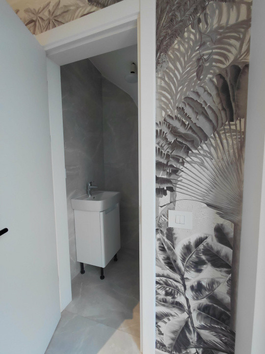 Casa  noua 4 camere Pipera semimobilata 