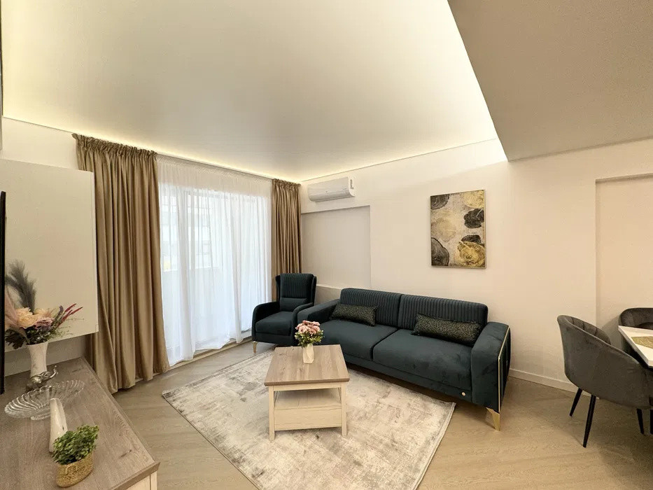 de inchiriat apartament 3 camere in Cortina North