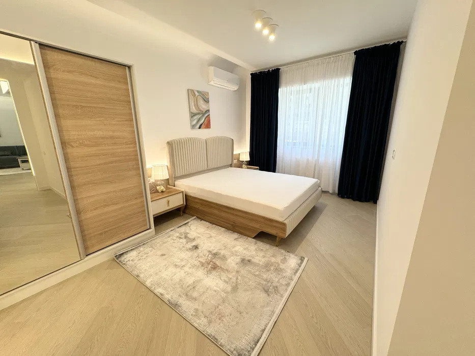 de inchiriat apartament 3 camere in Cortina North