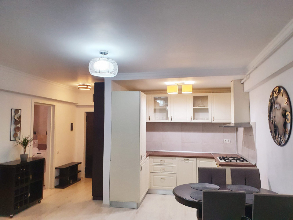 de inchiriat apartament 2 camere in zona Pipera