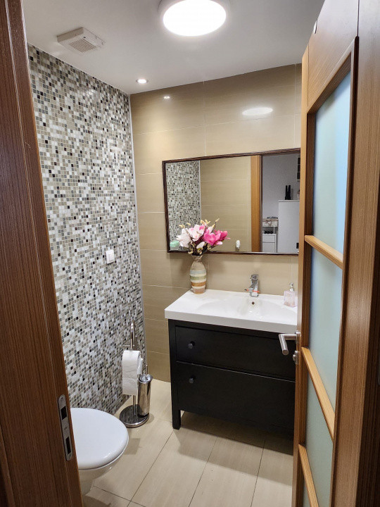 Vilă duplex P+1 în Cosmopolis | 4 parcări incluse, 3 dormitoare, curte proprie