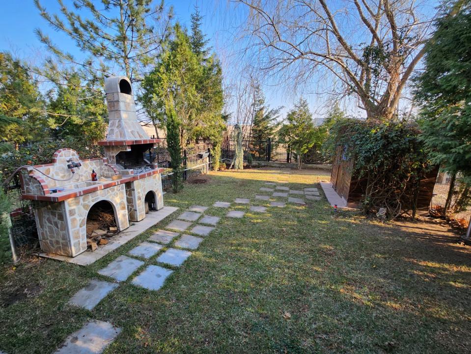 Vilă duplex P+1 în Cosmopolis | 4 parcări incluse, 3 dormitoare, curte proprie