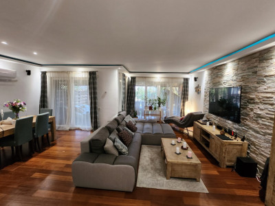 Vilă duplex P+1 în Cosmopolis | 4 parcări incluse, 3 dormitoare, curte proprie