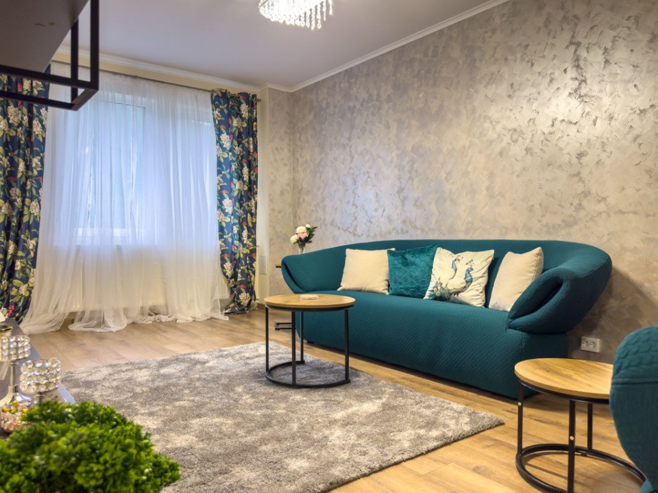 de inchiriat apartament 3 camere zona Dristor