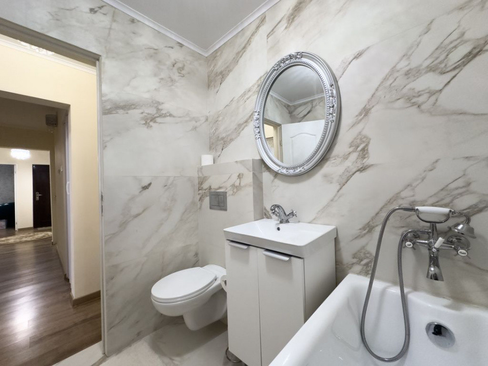 de inchiriat apartament 3 camere zona Dristor